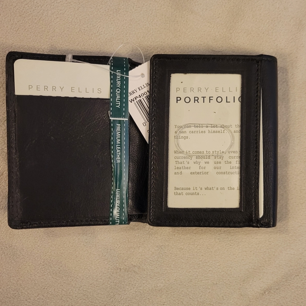 Perry Ellis wallet